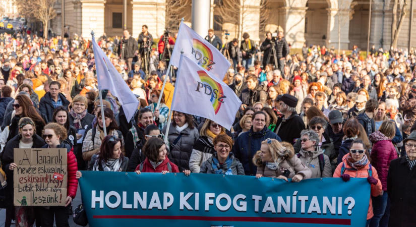 Toborzókampányba kezdett a PDSZ, legalább 500 taggal akar bővülni az új tanévben