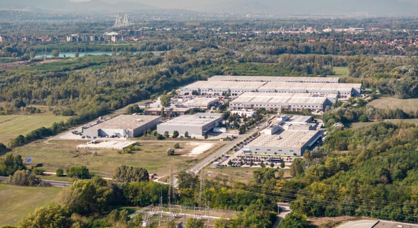 40 százalékkal nőtt a Phoenix Pharma fóti raktárkapacitása