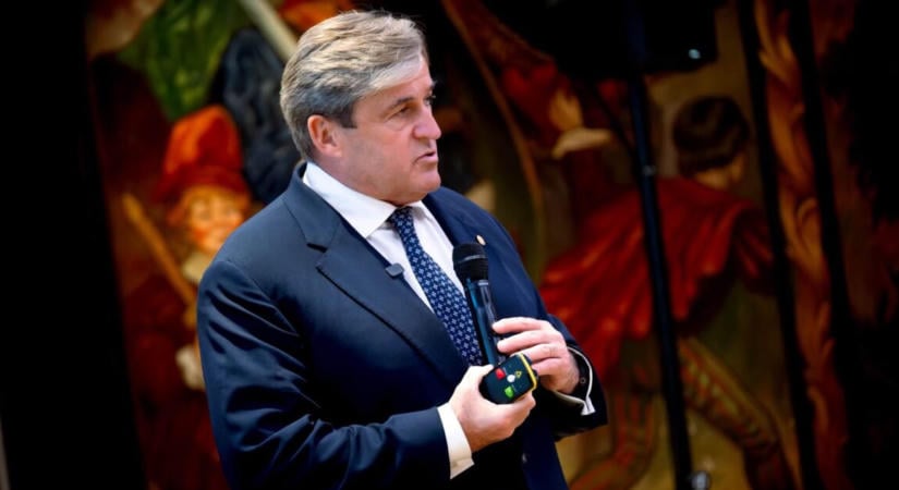 Így tette helyre a Fideszt Kapitány István a másodperc tört része alatt – videón a jelenet