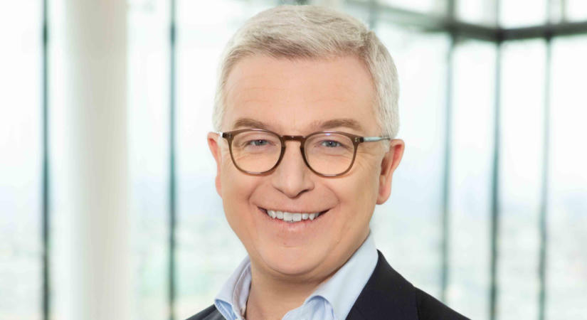 Megszólalt a Raiffeisen vezérigazgatója: nem történt kísérlet az orosz leánybank kisajátítására