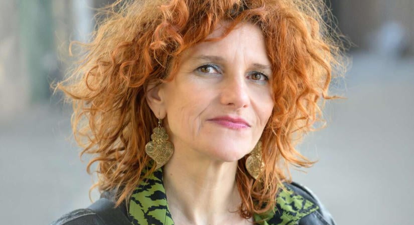 „Eldönthetem, kihez akarok tartozni” – Tatjana Božić migrációról, családról és kívülállóságról