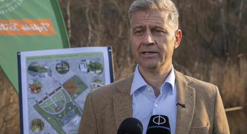 Szatmáry Kristóf: A Fidesz elnökségi ülésén téma volt, hogy kétharmadukat vezetőszáron vihetik el a rendőrök