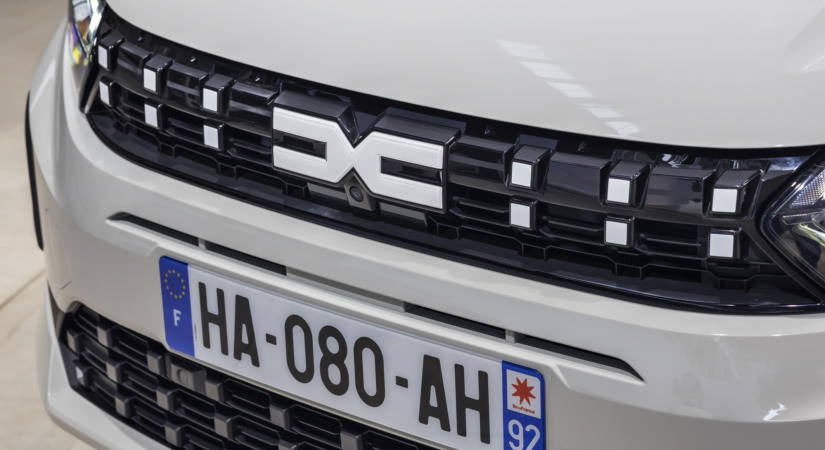 Ötmillió alatt kínál új autót a Dacia Európában