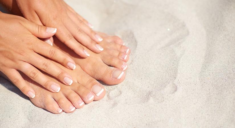 Pedikűr-inspiráció: 8 letisztult és elegáns körömtrend a szandálszezonra