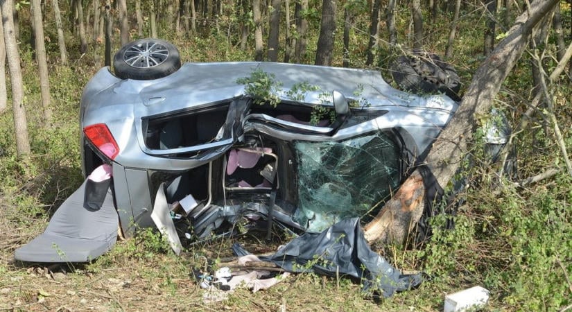 Halálos baleset történt Veszprém megyétől nem messze, egy fiatal nő vesztette életét