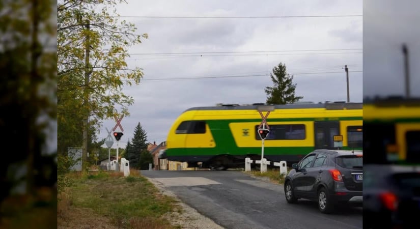 Így közlekedj biztonságosan a fénysorompós vasúti átjárókban