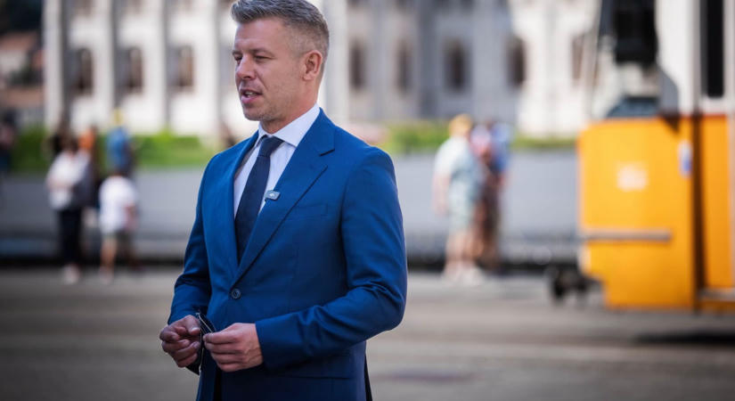 Bér- és prémiumkorlátot vezet be az állami cégek vezetőinél a kormány