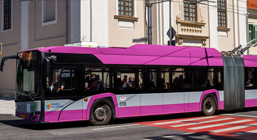 Egy férfi több mint 11 ezer eurót felejtett a kolozsvári trolibuszon