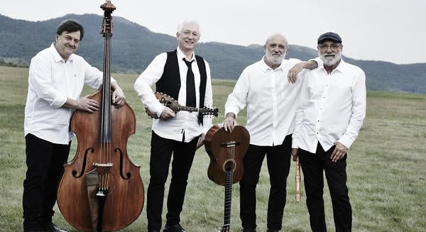 Gryllus Vilmos születésnapi koncert a Vígszínházban!