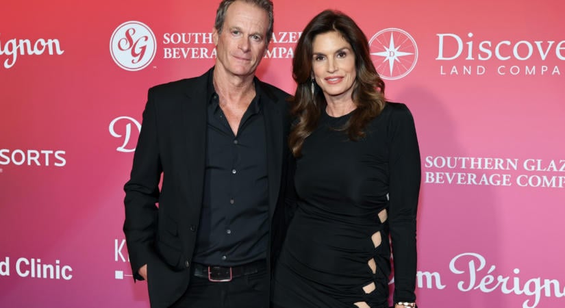 Cindy Crawford és a férje először mutatkoztak nyilvánosan három héttel a fiuk halála után