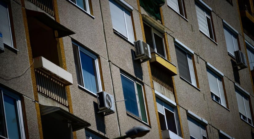 Már melegek a radiátorok, Szentesen is elindult a távfűtés