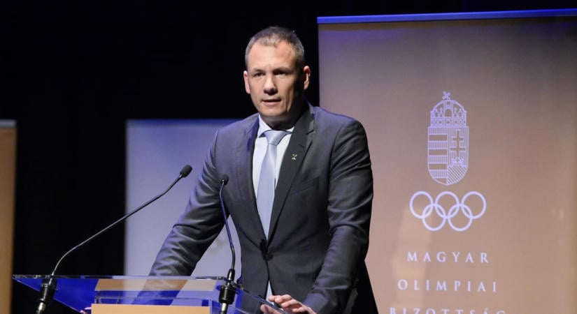 Minden képviselő fizetését megvágták, de egy tiszás még többet is kapott – Kulcsár Krisztián kilógott a sorból