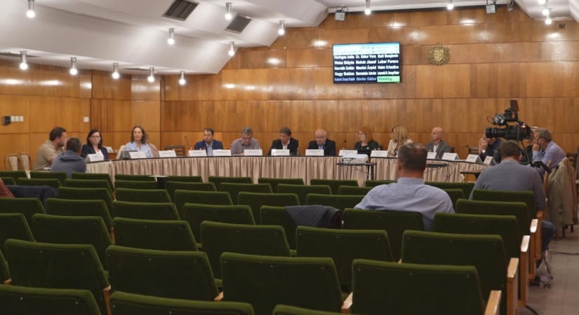 Időkorlát nélkül lehetett kérdezni