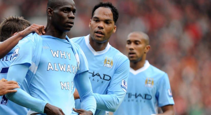 15 éve tette fel Mario Balotelli a legendás kérdést a Manchester United ellen: „Miért mindig én?”
