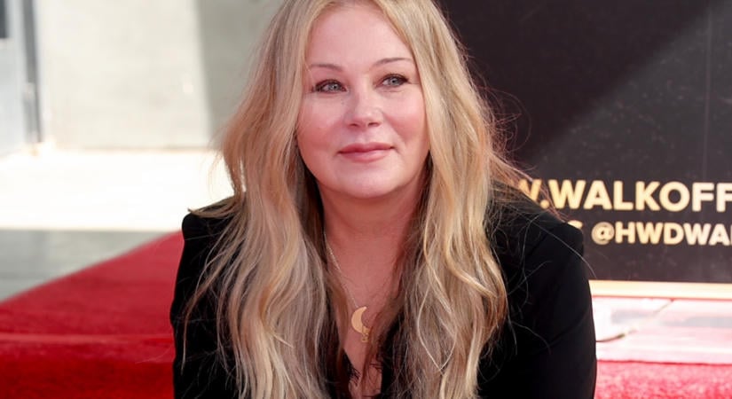 Christina Applegate 4 hónap után hazatért a kórházból – közben új felfedezés történt az SM korai jeleiről