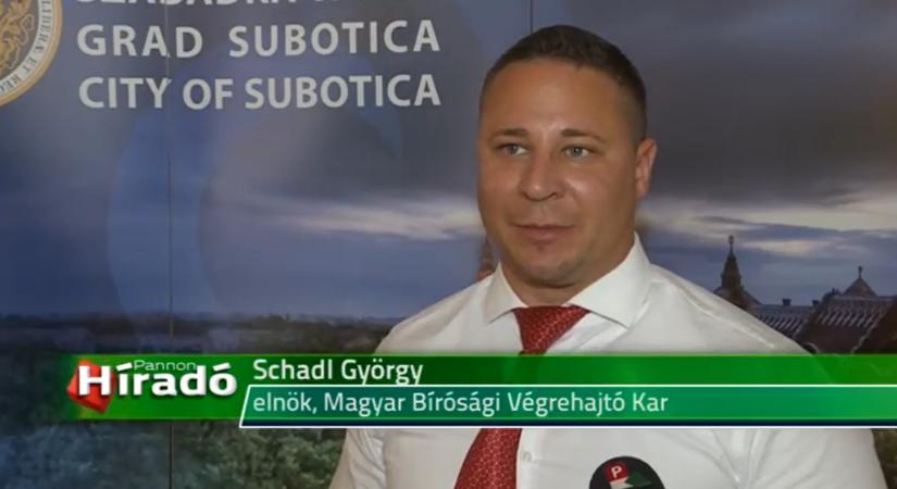 444: Schadl György bosszúhadjáratot indított egy bíró ellen