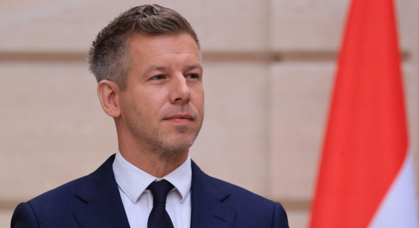 Rendkívüli sajtótájékoztató a MOL százhalombattai finomítójából