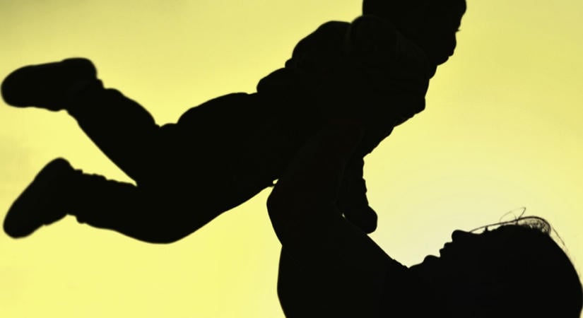 A bértranszparencia láthatóbbá teheti az anyasági bérhátrányt