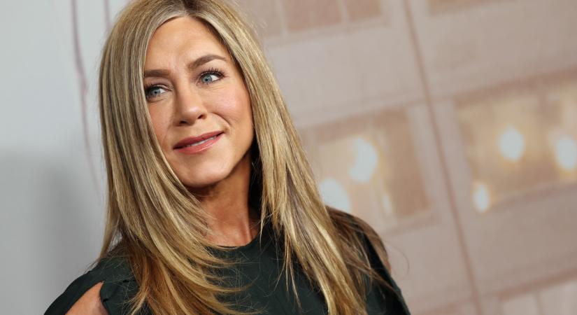 Ezzel a furcsa itallal indítja a napjait Jennifer Aniston: így próbálja megőrizni fiatalos külsejét