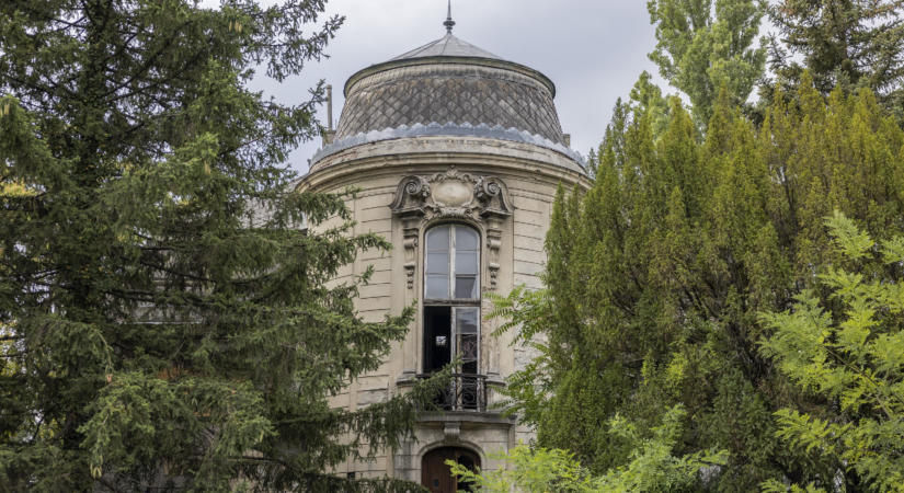 Egy neobarokk műemlék elpusztítása