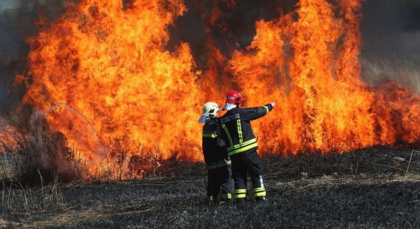 Több helyen is felcsaptak a lángok Hajdú-Biharban, még a hulladék is kigyulladt