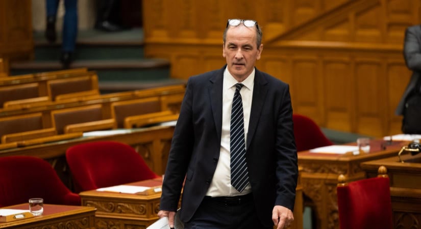 Megszólalt az egészségügyi miniszter a budapesti kórházi ellátás válságáról