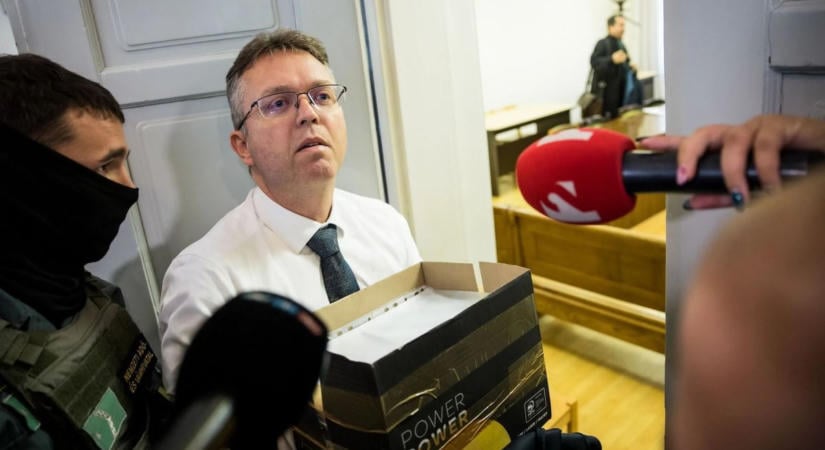 A karácsonyt és az újévet is a börtönben töltheti Hankó Balázs