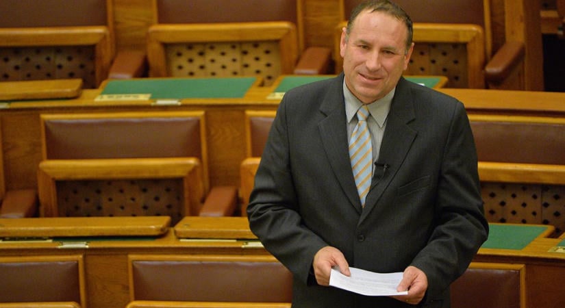 Az „utolsó szó jogán” állt volna bíróság elé a Fidesz egykori képviselője, elmaradt a tárgyalás