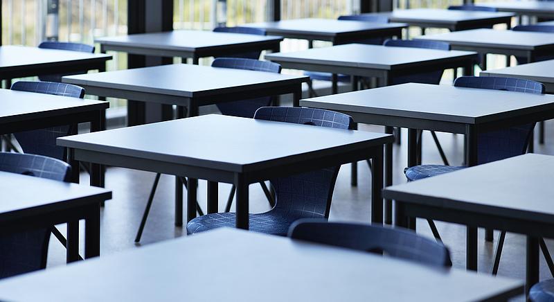 Forrón indult a téli fagyban az oktatás Szerbiában