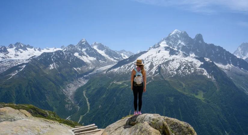 Gatyaféken jeges lejtőkön: túra a Mont Blanc körül