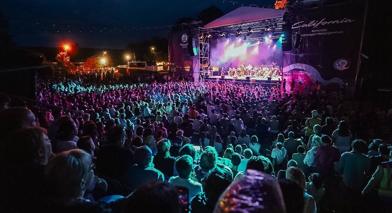 Félidőhöz érkezett a jubileumi Művészetek Völgye – még öt napig tart a kulturális ünnep