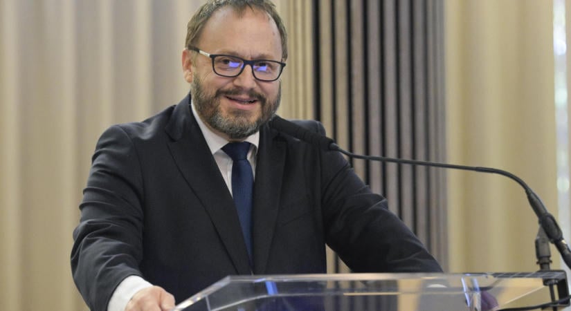 Marad a szolidaritási adó, de új szabályokat ígér a kormány