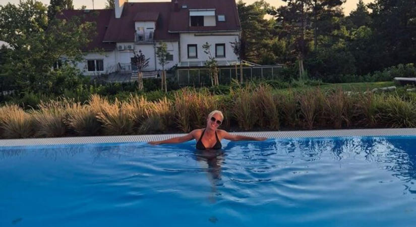 Újabb szexi és sejtelmes fotókat villantott a volt Haladás-labdarúgó exe - Fotók