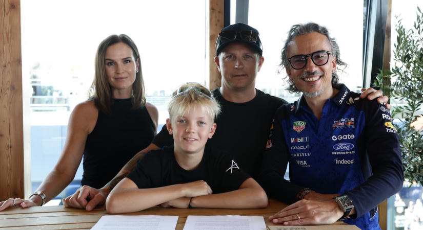 Kimi Räikkönen fia a Red Bull versenyzője lett