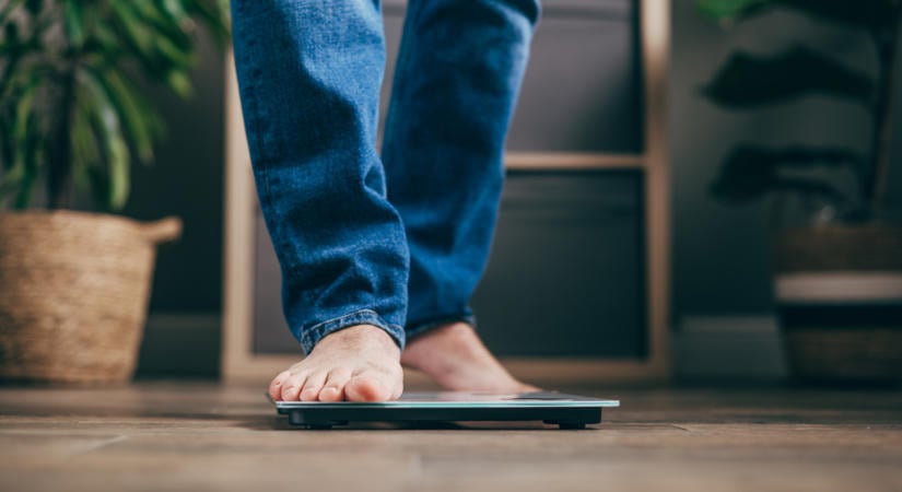 Nem hinnéd, mennyit változhat a testsúlyod egy nap alatt – Erre vigyázz a dietetikus szerint