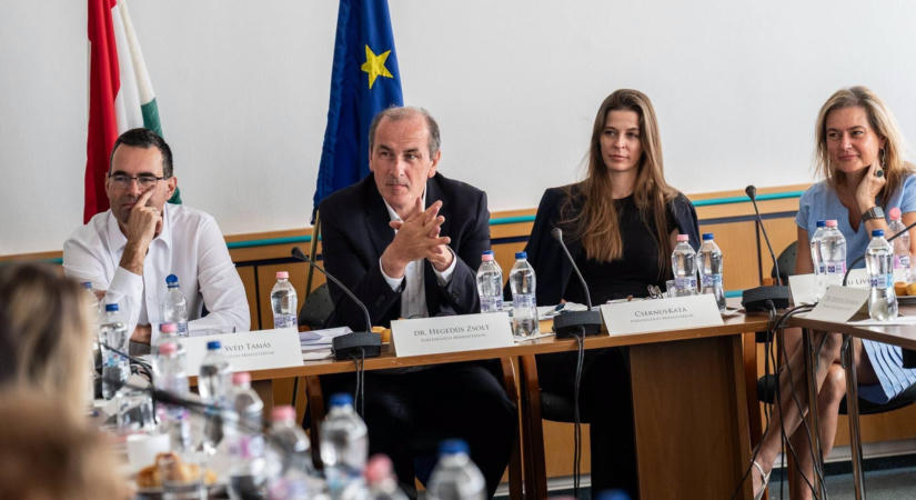 Már ősszel visszavonhatják a szívhangrendeletet – Hegedűs Zsolt civil szervezetekkel egyeztetett