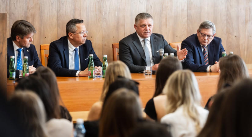 Itt a nagy bejelentés Ficótól: 2027-től megszűnik a tranzakciós adó