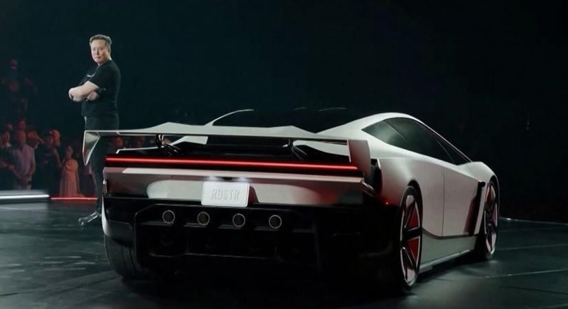 A Tesla új roadstere már repülni is tud - elképesztő video, közben Elon Musk beszólt az Amazonnak is
