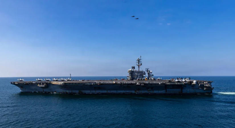 Már 250 napja nem jártak szárazföldön, több tengerész is megpróbált leugrani a USS Abraham Lincolnról