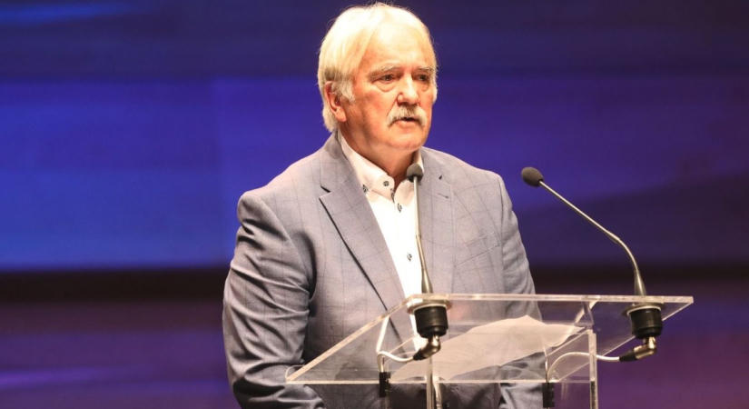 Őket díjazták Pécs Város Napja alkalmából, dr. Lakner Tamásé a díszpolgári cím