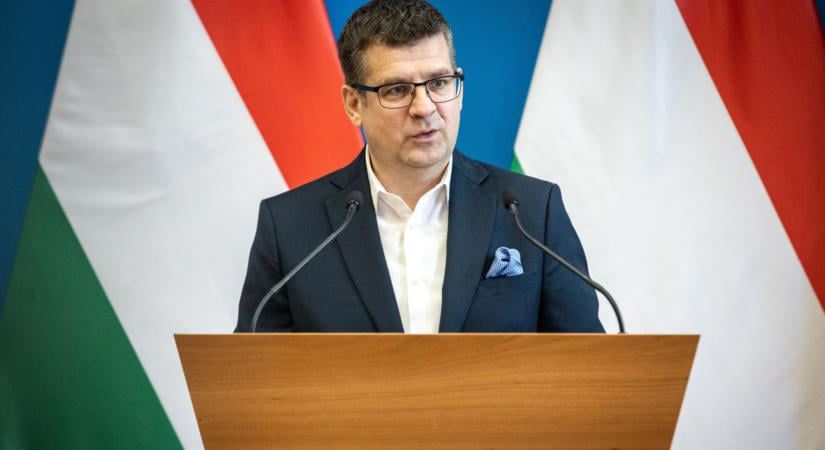 Letartóztattak két exminisztert, azonnal megszólalt Magyar Péter