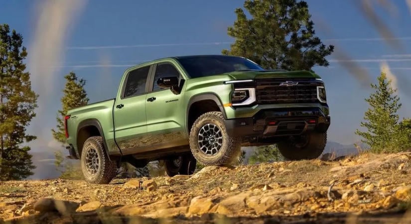 Itt kifogyunk a gázolajból, az USA-ban meg 8,3 literes V8-as dízelt dob piacra a Chevy!