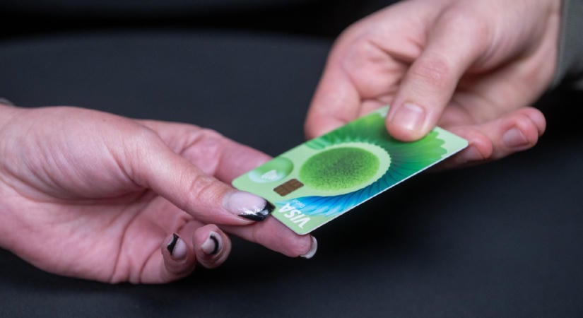 150 ezer forintig lehet majd utalni tranzakciós díj nélkül