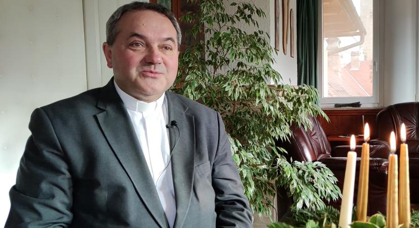 Felföldi László pécsi megyés püspök ünnepi gondolatai