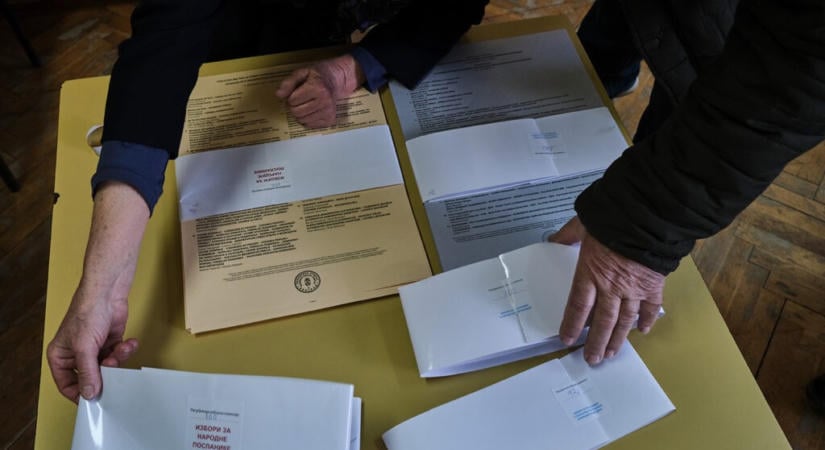 Akár már novemberben elnökválasztás lehet?