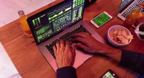 Hogyan védjük meg a laptopunkat, ha az irodán kívül dolgozunk?
