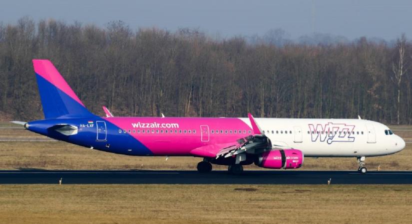 23 órás késéssel hozta haza a magyarokat a Wizzair Abu-Dzabiból