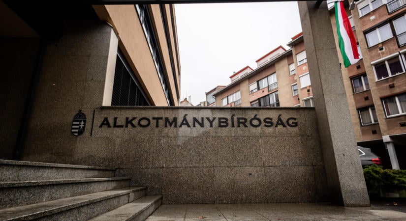 Kiderült, mikor választhatják meg az Alkotmánybíróság új elnökét