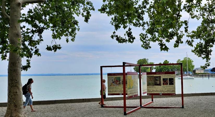 Különleges szabadtéri tárlat érkezett Balatonfüredre