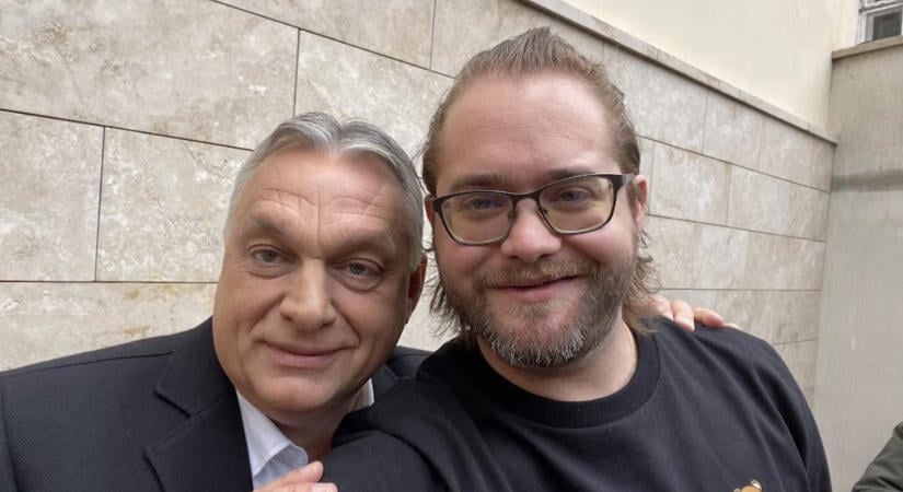A megafonos Trombitás Kristóf nekiment Mészárosnak és Tiborcznak: „Lumpen geci” – az 1604 milliárdos vagyont kéri számon, miután sokkoltak a mandineres felmondások